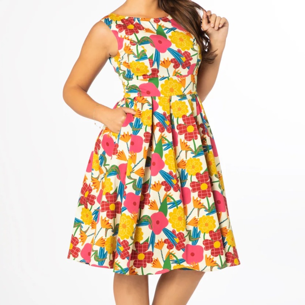 Miss Lulo ModCloth Retro Floral Lily Sleeveless Dress